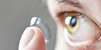 Cientistas criam lentes de contato que dão zoom ao piscar