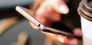 O Android Auto e o seu smartphone vão evitar que seja atropelado!