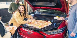 Mustang SUV elétrico poderá ser usado de frigobar para alimentos e bebidas.