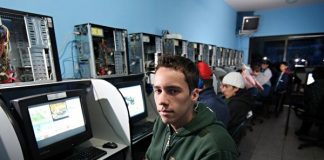 Como seria uma quarentena na internet dos anos 2000?