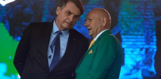 Sob ordem do STF, o Twitter suspende contas da extrema-direita brasileira