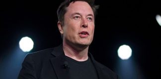 Elon Musk, o bilionário, definiu Space-X em Florianópolis