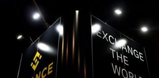 Binância de troca de criptografia para equipe de conformidade dupla como círculo de reguladores