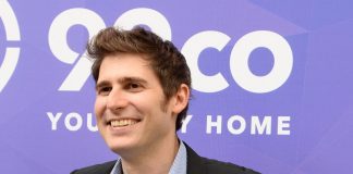 Cofundador do Facebook, Eduardo Saverin é o brasileiro mais rico do mundo.