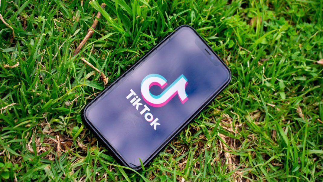 Instagram Reels, rival do TikTok, aumenta a duração dos vídeos para 60 segundos
