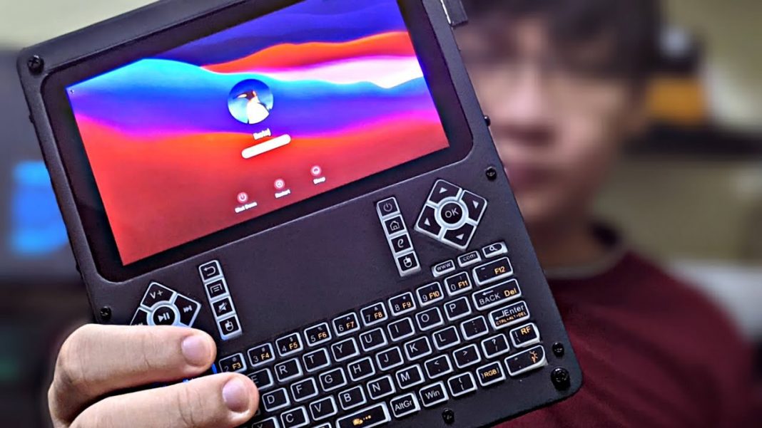 YouTuber cria mini computador com teclado e tela embutidos rodando macOS Big Sur