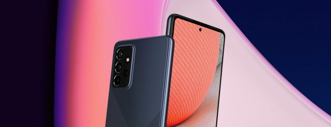 O Galaxy A52s acaba de deixar o domínio dos vazamentos para receber as informações oficiais da Samsung.