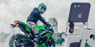 Apple alerta: iPhone pode estragar se for usado em suporte de celular para moto