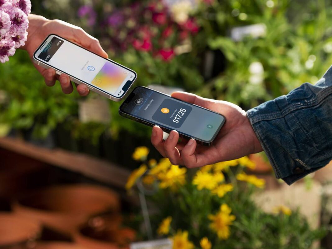 Apple-Tap-to-Pay-iPhone