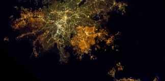 Astronauta da NASA compartilha imagem de São Paulo à noite