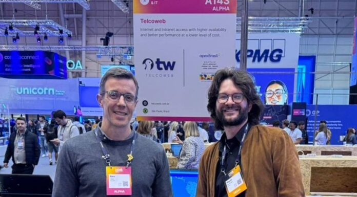 Startup Telcoweb revoluciona conexões corporativas com IA