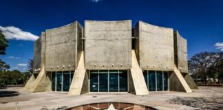 “Viagem na Via Láctea”: Planetário de Brasília Promove Educação Astronômica e Inclusão