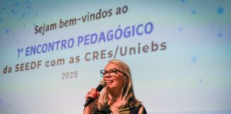 Educação promove palestra sobre educação na era tecnológica