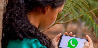 WhatsApp para canhotos: veja como ativar a função oculta