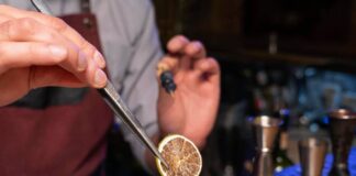 Tecnologia do canudo inteligente promete identificar metanol e evitar intoxicações