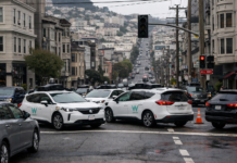 Apagão nos EUA: carros autônomos deixam cruzamentos bloqueados e geram caos urbano