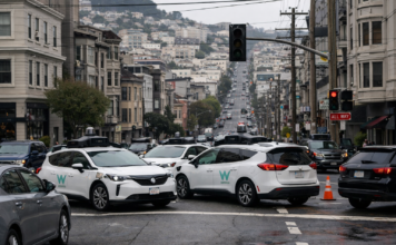 Apagão nos EUA: carros autônomos deixam cruzamentos bloqueados e geram caos urbano