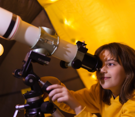 Projeto Planetário Itinerante leva astronomia e tecnologia a estudantes de escolas públicas de Santa Maria