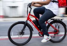 Mobilidade elétrica ganha força em Brasília com chegada de novas bikes para entregadores do iFood
