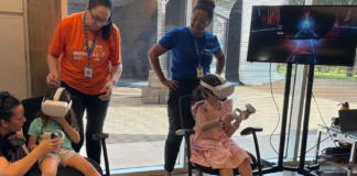 Planetário de Brasília comemora 52 anos com quase 2 mil visitantes em evento científico e familiar