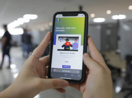 Por meio de aplicativo do GDF, atendimento em Libras estará disponível no Tribunal Regional Eleitoral para eleitores surdos do DF