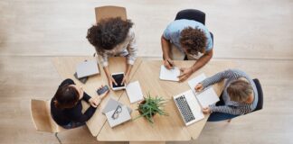 Trabalhar fora de casa sem gastar muito: como escolher espaços produtivos em Brasília