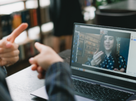 Projeto Librando Tech promove inclusão digital e acessibilidade com capacitação em Libras aplicada à tecnologia