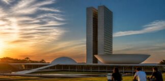Plano de Governo Promete Transformar Brasília em Capital da Tecnologia Plano de Governo Promete Transformar Brasília em Capital da Tecnologia